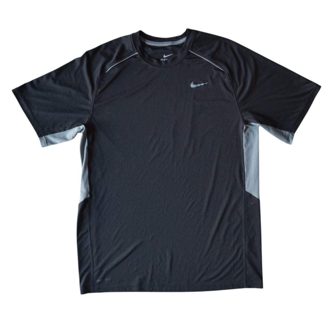 Pul dri-fit